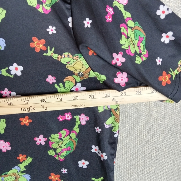 Pins & Aces Golf Polo Shirt Mens Size XL Black Graphic TMNT Turtle Flower Power - Picture 6 of 7